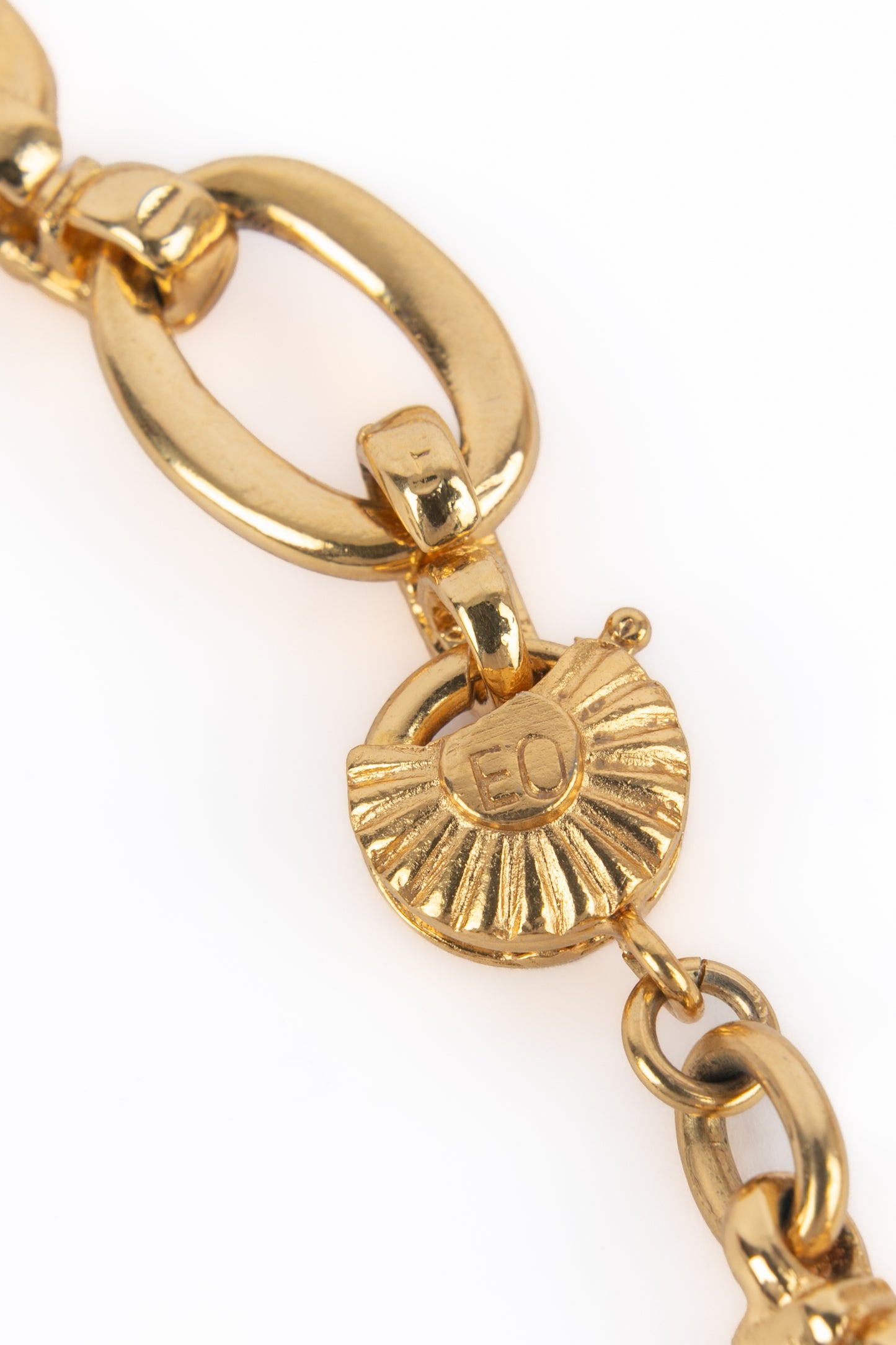 Collier rose Yves Saint Laurent