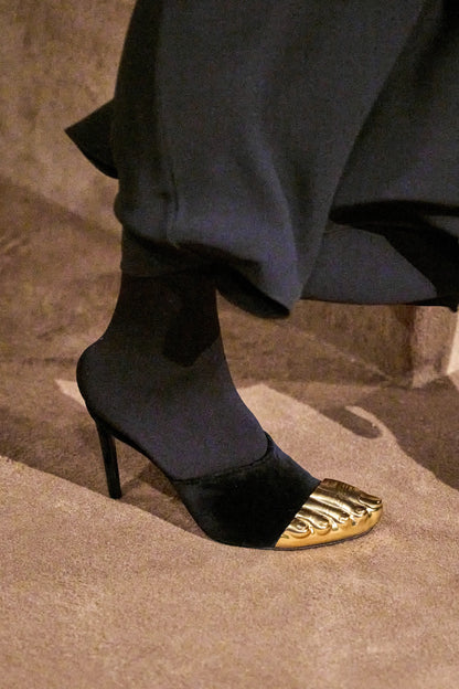 Escarpins trompe-l'oeil Schiaparelli 2023