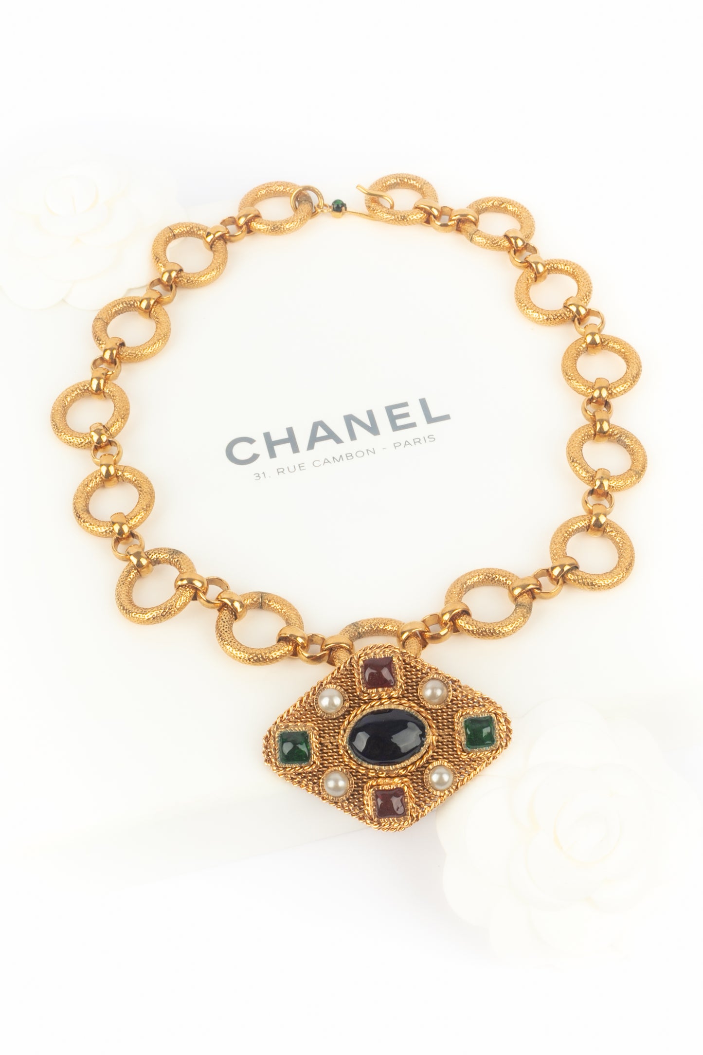 Collier pendentif Chanel 1994