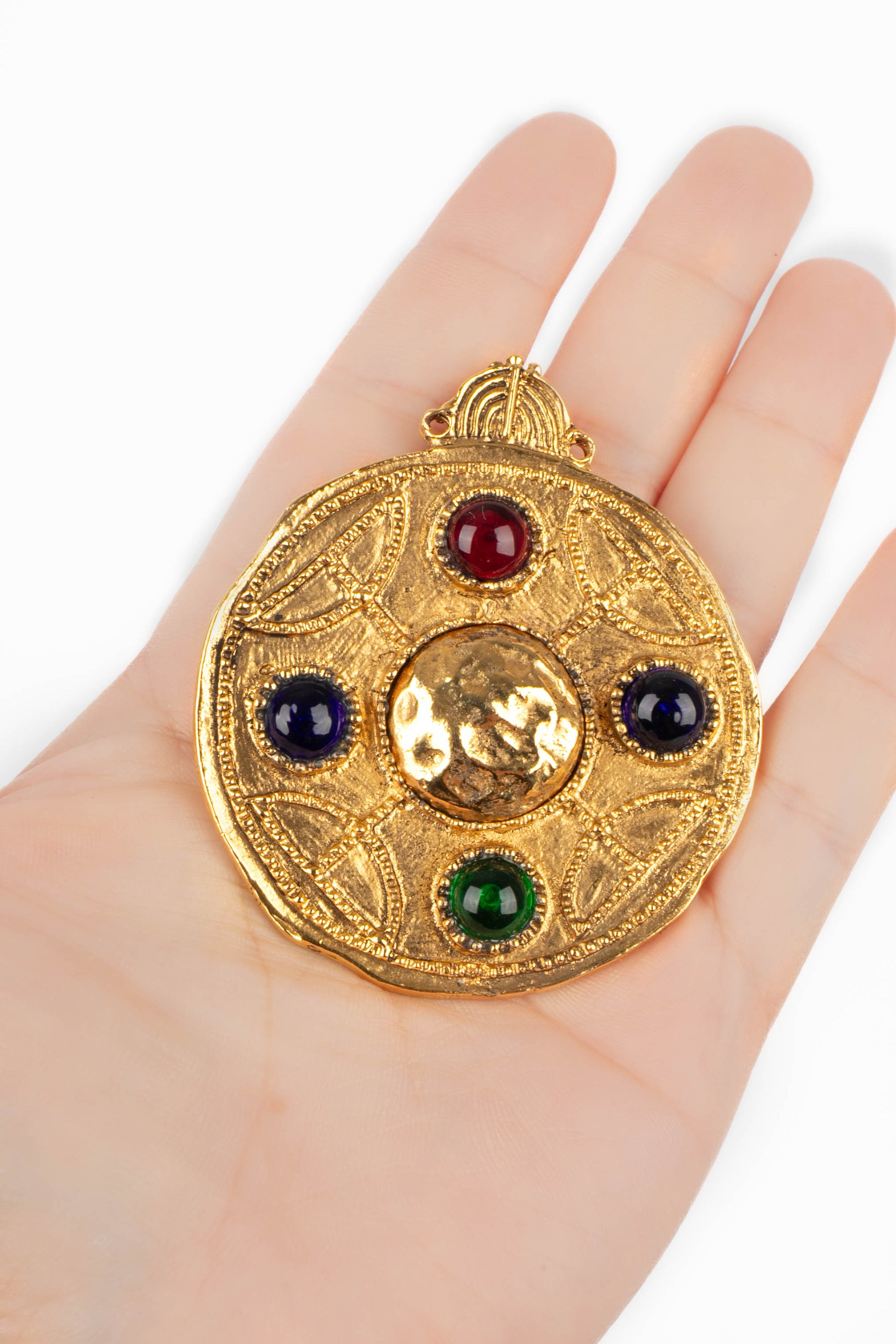 Broche byzantine Chanel