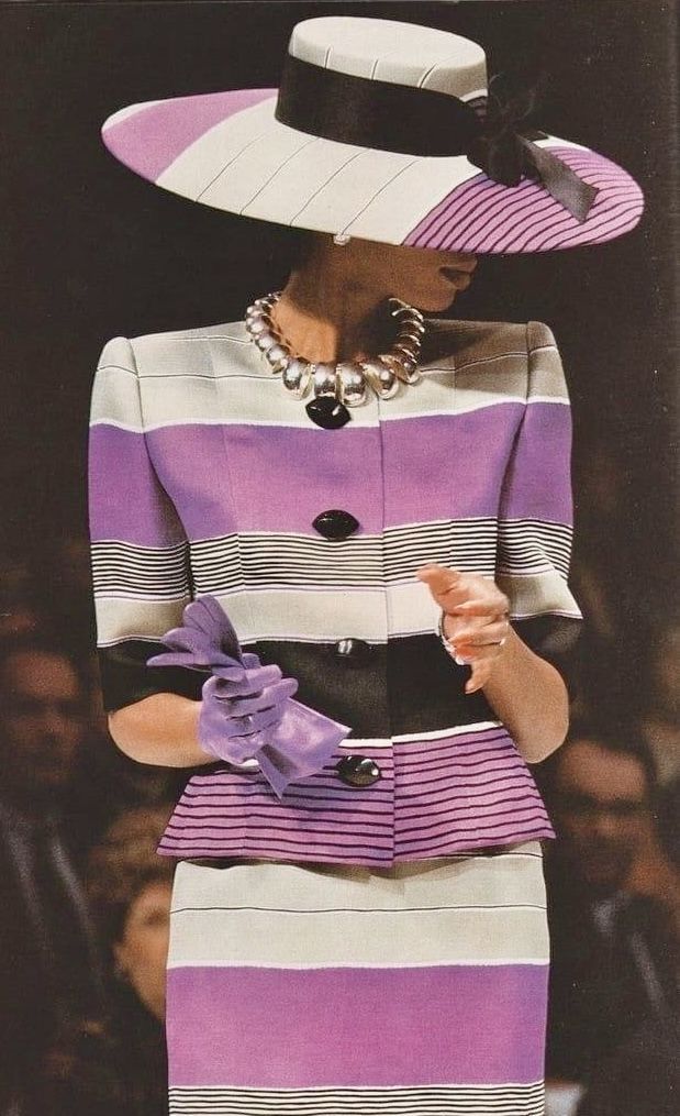 Capeline Givenchy Haute Couture 1987