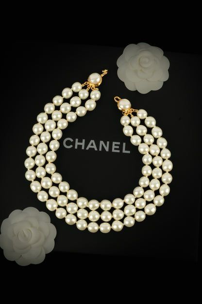 Collier de perles Chanel