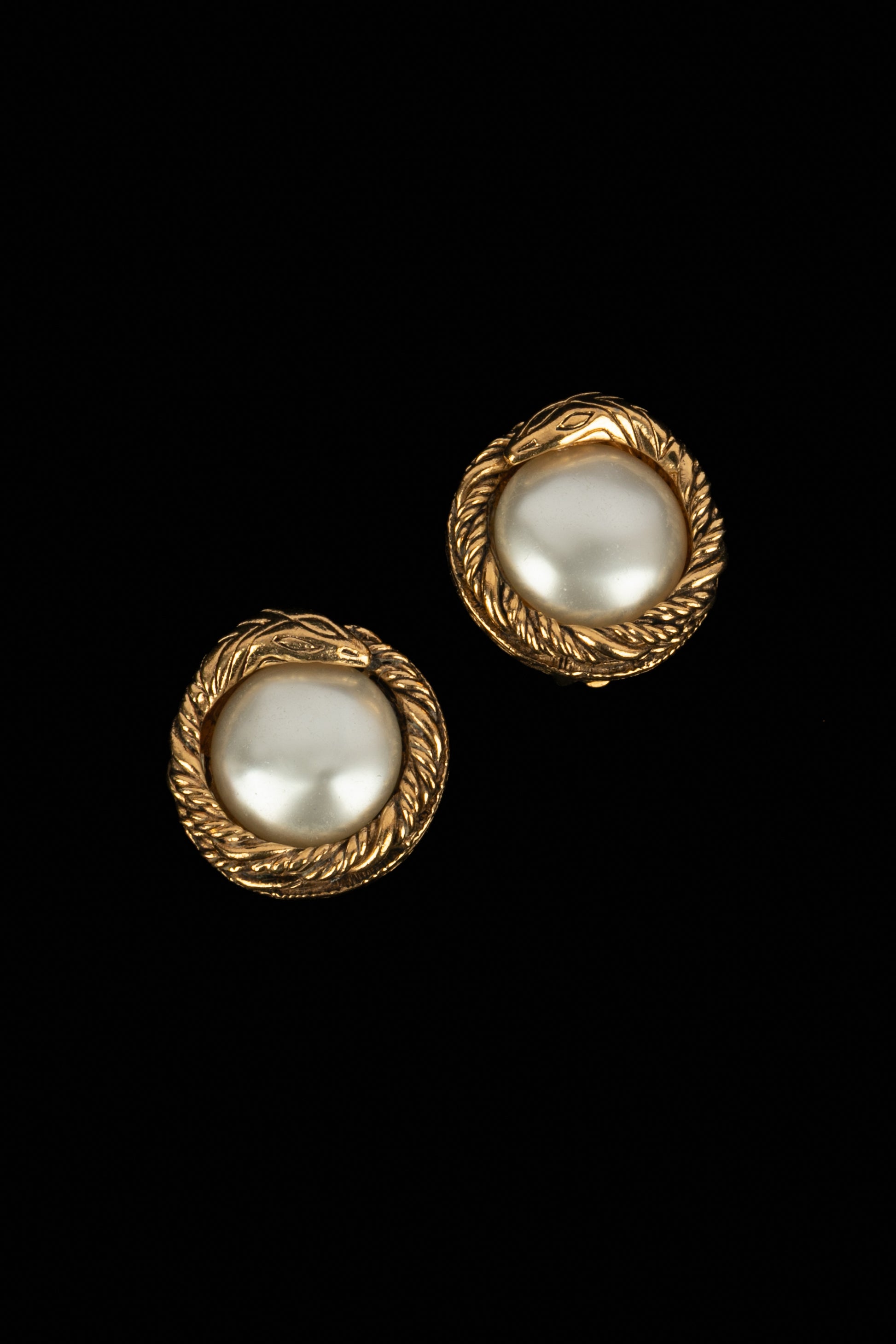 Boucles d'oreilles Chanel 1984