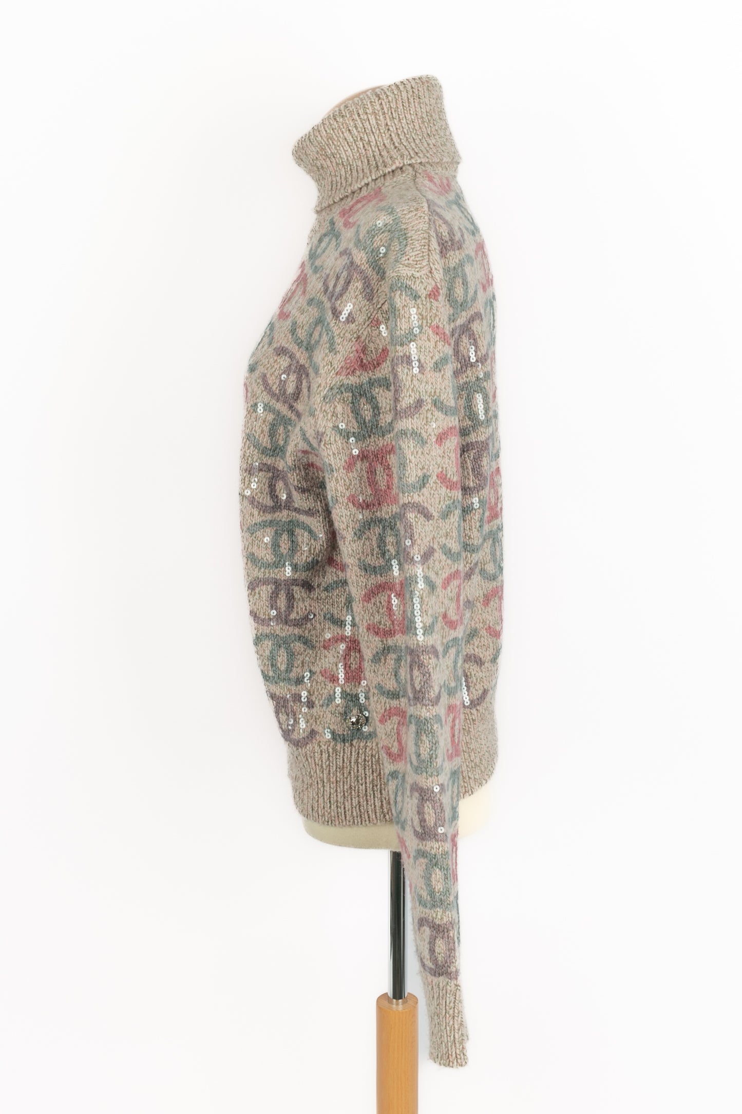 Pull col roulé Chanel 