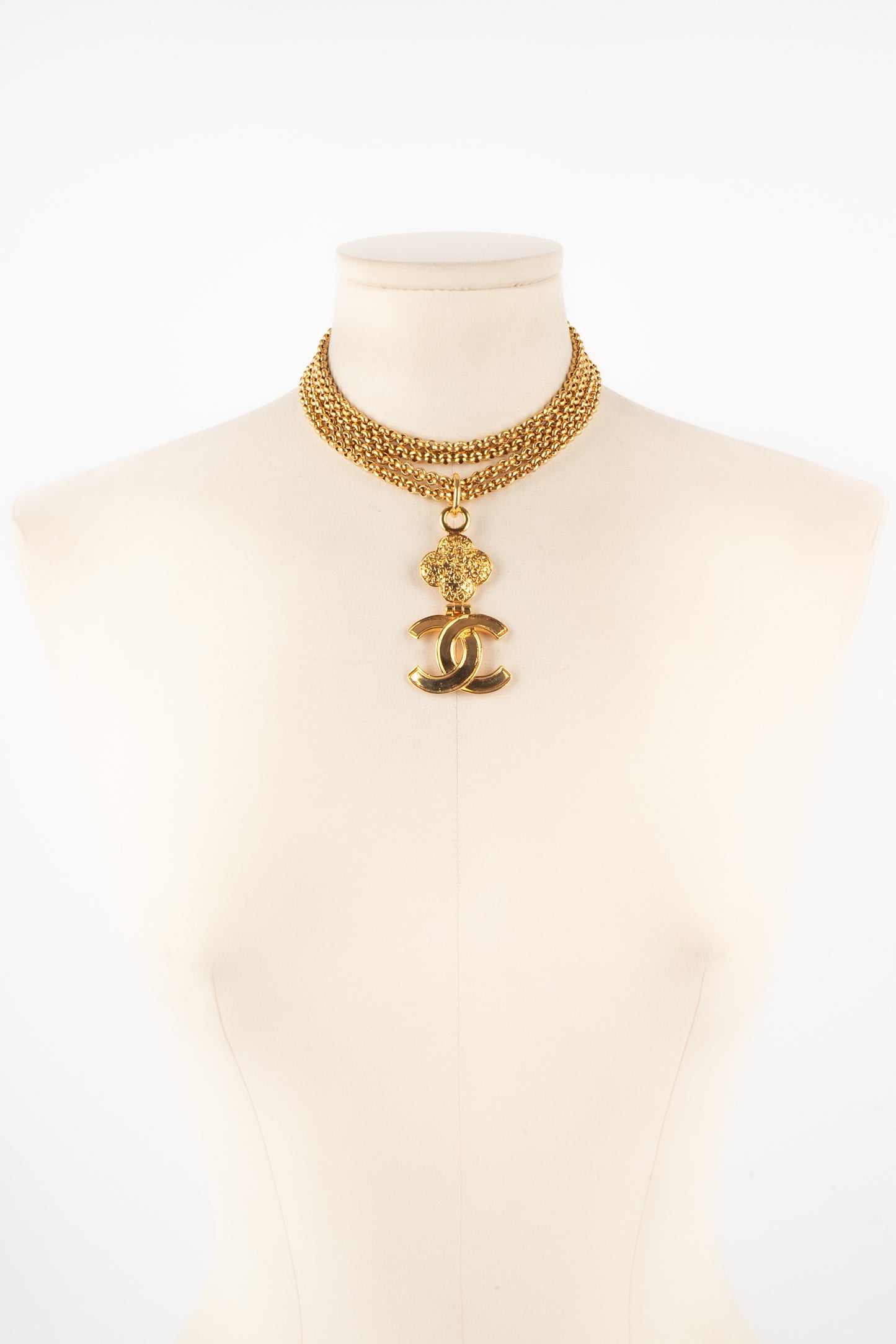 Collier pendentif Chanel