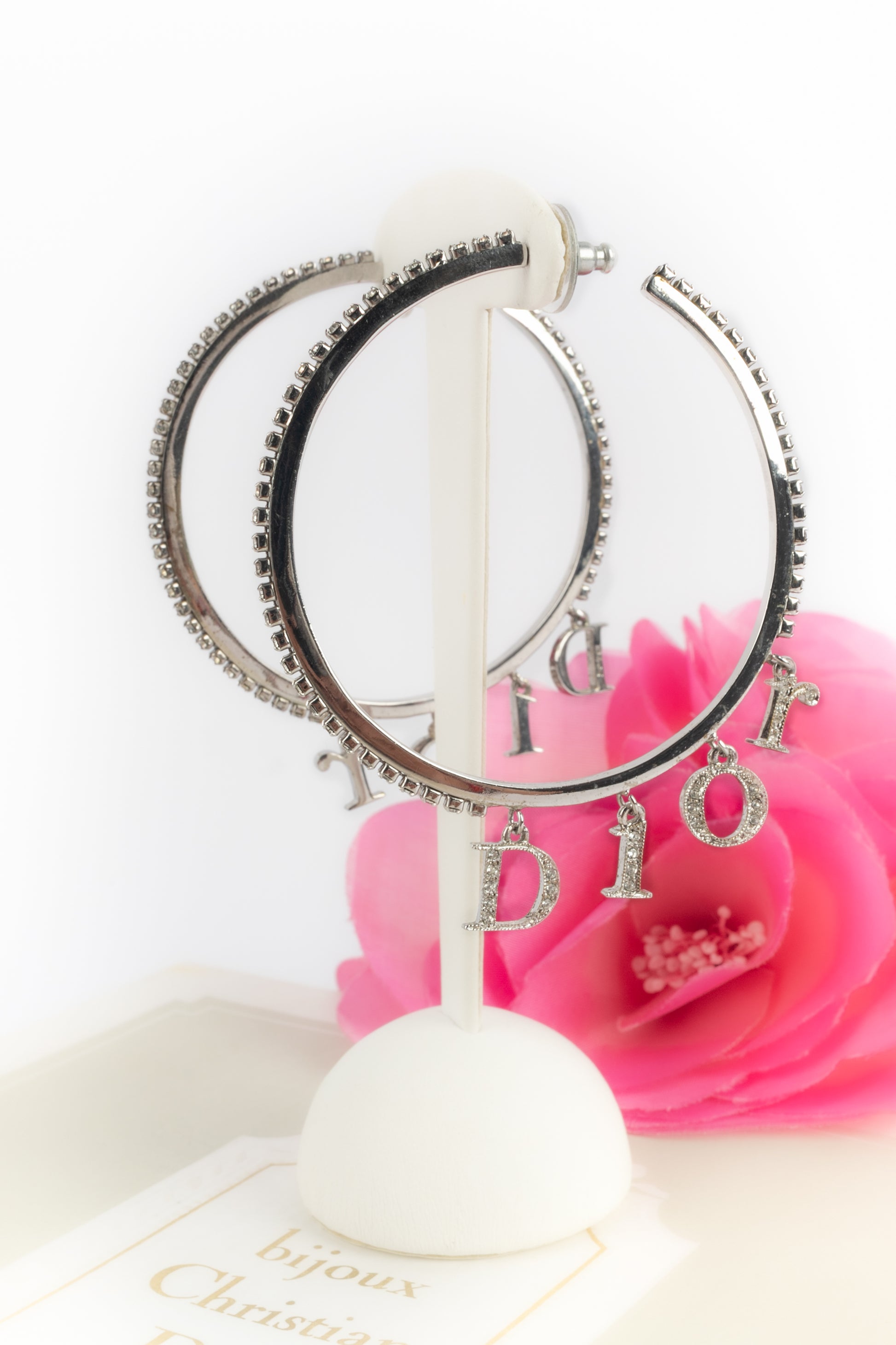 Boucles d'oreilles créoles Christian Dior 