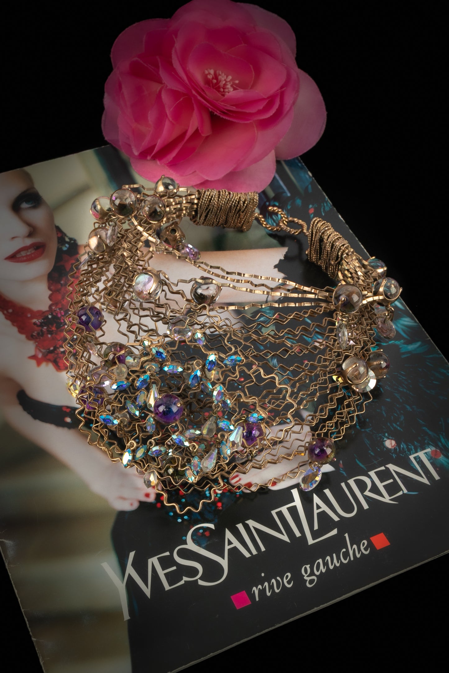 Collier court Yves Saint Laurent Haute Couture 