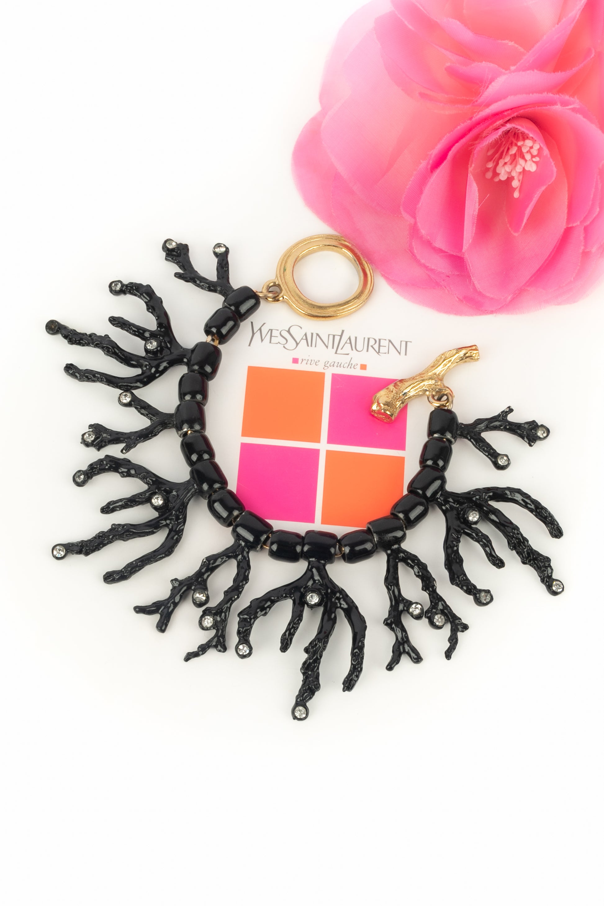 Bracelet corail Yves Saint Laurent