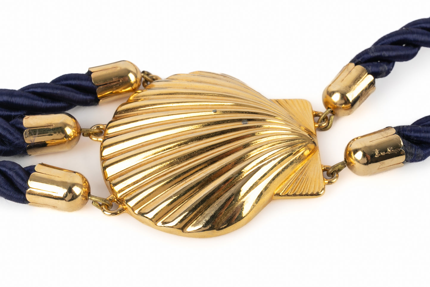 Collier coquillage Yves Saint Laurent