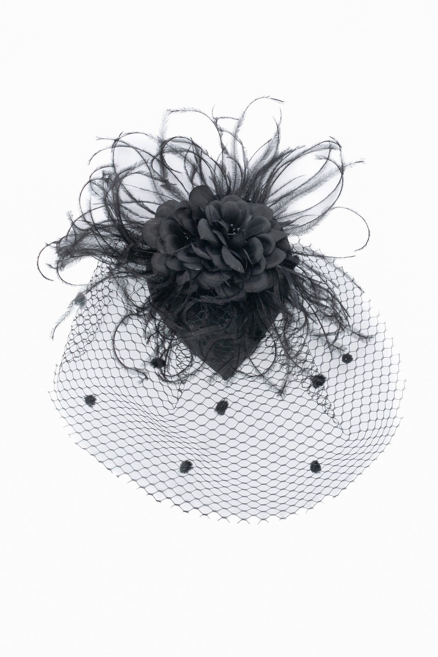 Accessoire de tête / Chapeau bibi anonyme