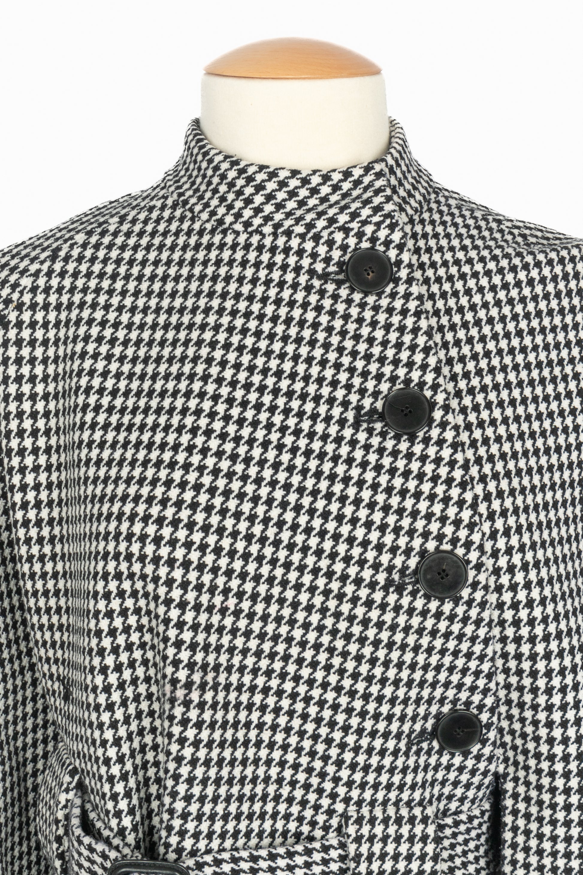 Cape Christian Dior Pre-fall 2017