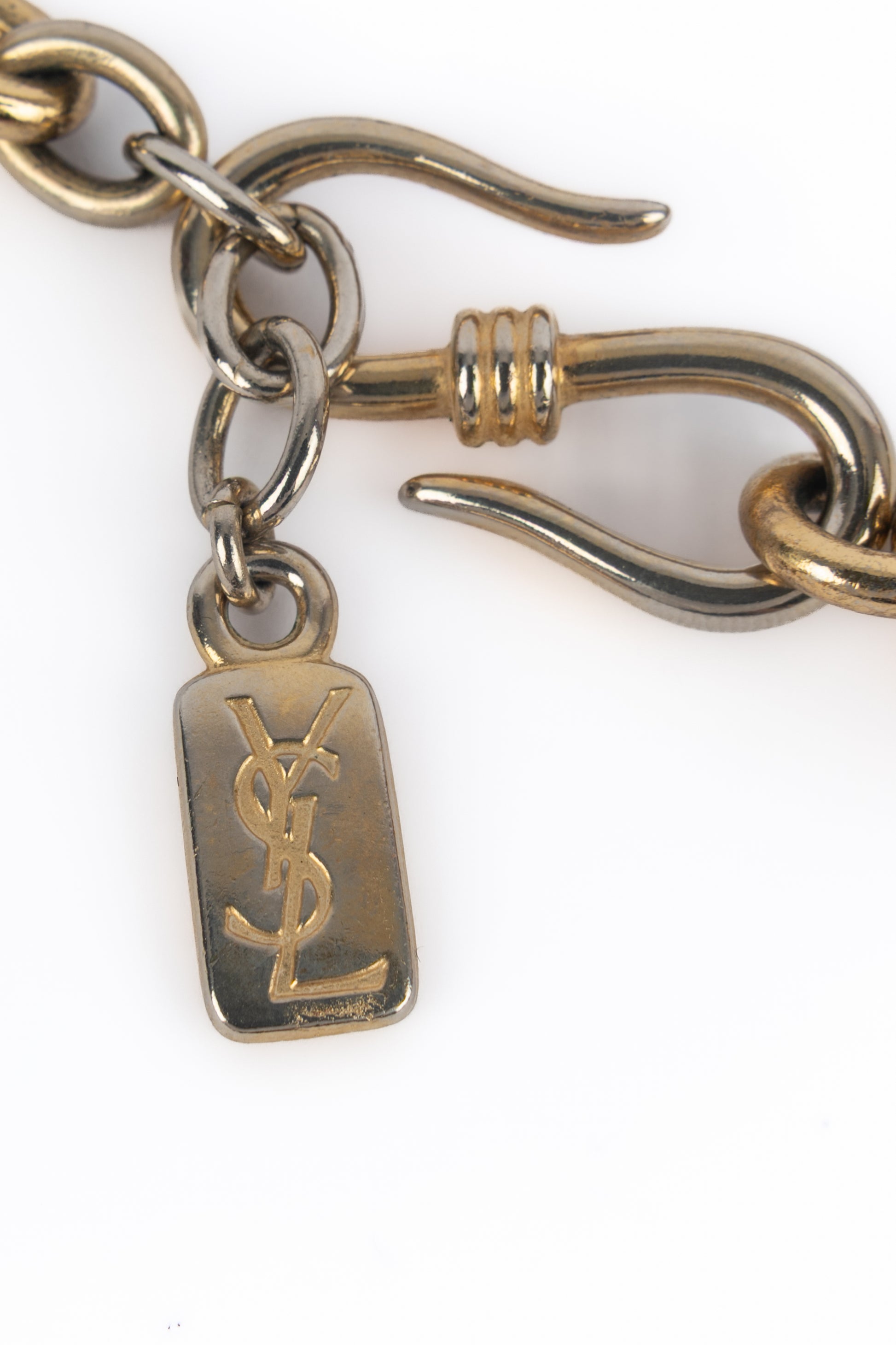 Collier lion Yves Saint Laurent