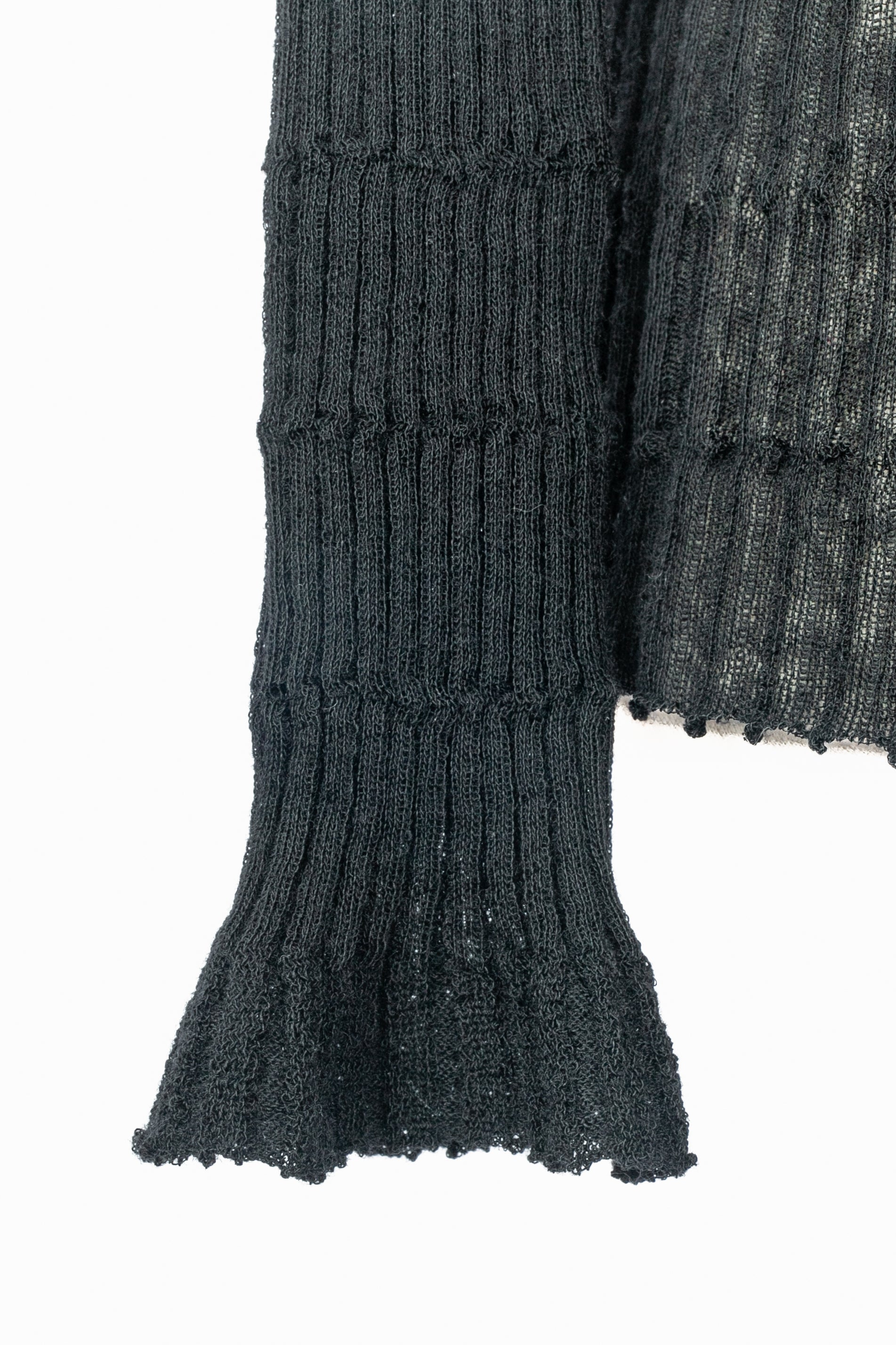 Pull noir Chanel Pre Fall 2016