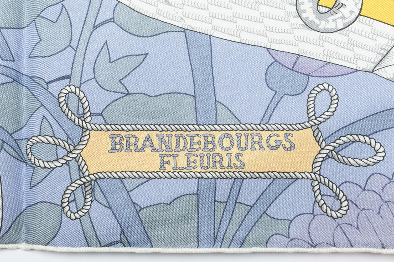 Foulard / Carré "Brandebourgs Fleuris" double face Hermès