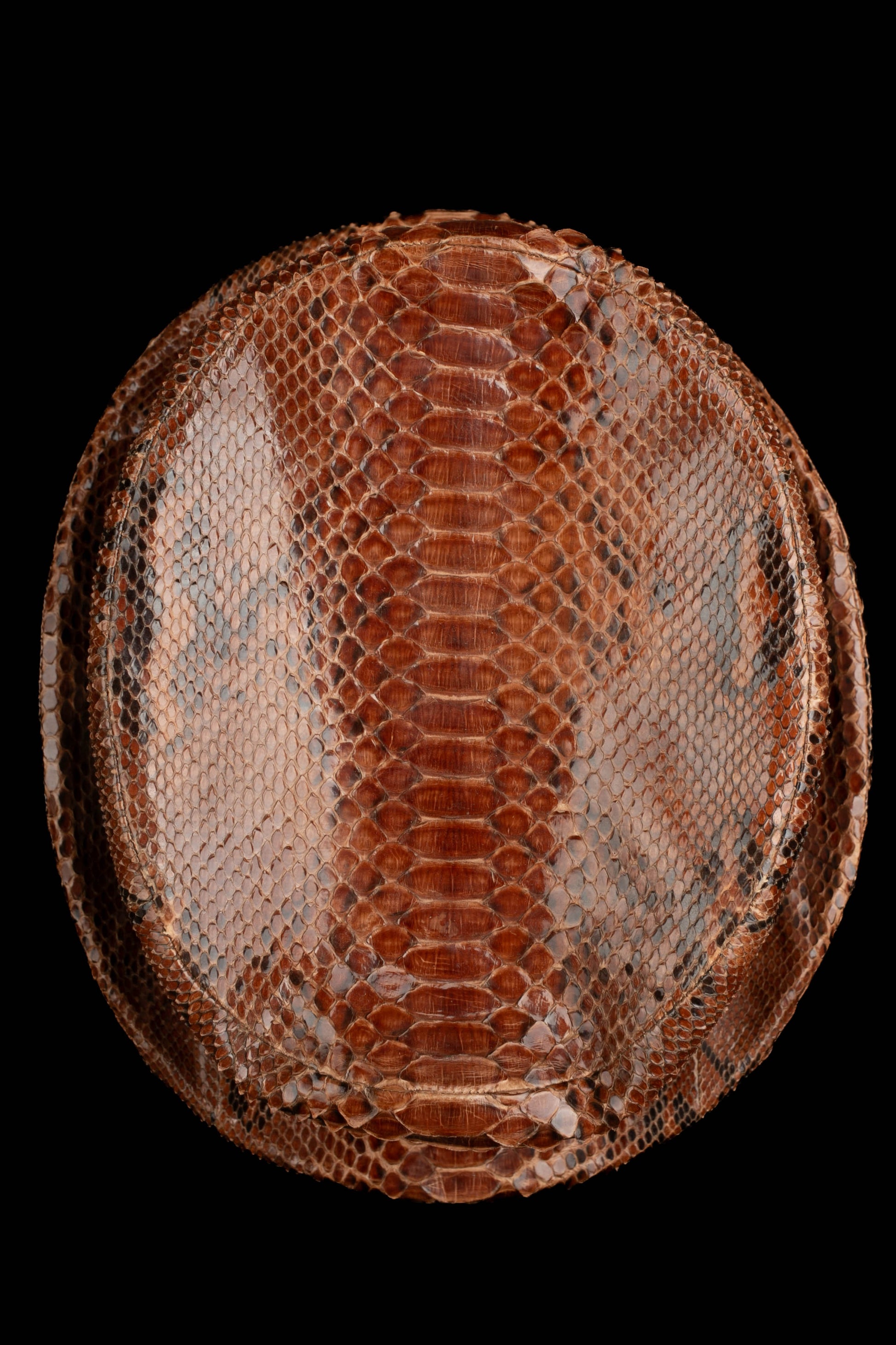 Chapeau en serpent Yves Saint Laurent Haute Couture