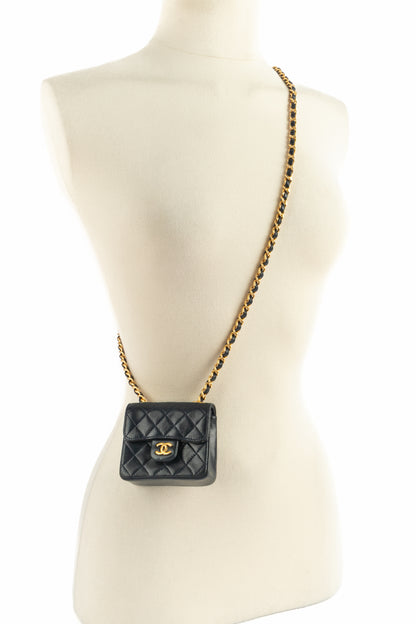 Sac "Classique Micro" Chanel circa 1990