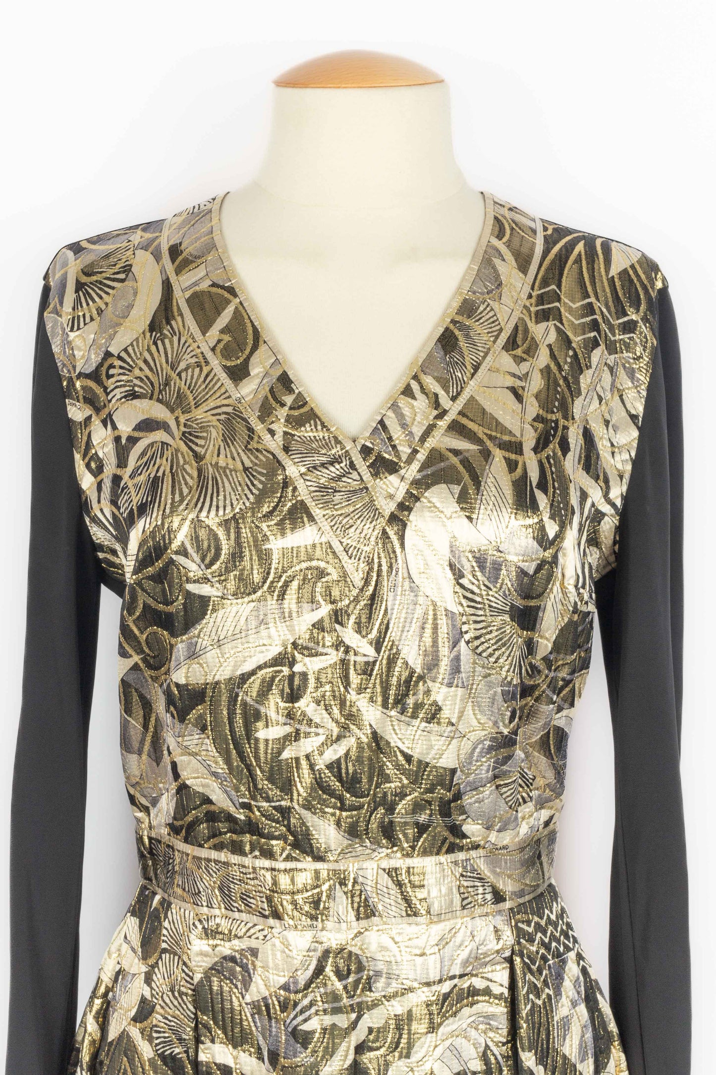 Robe Léonard Pre Fall 2019