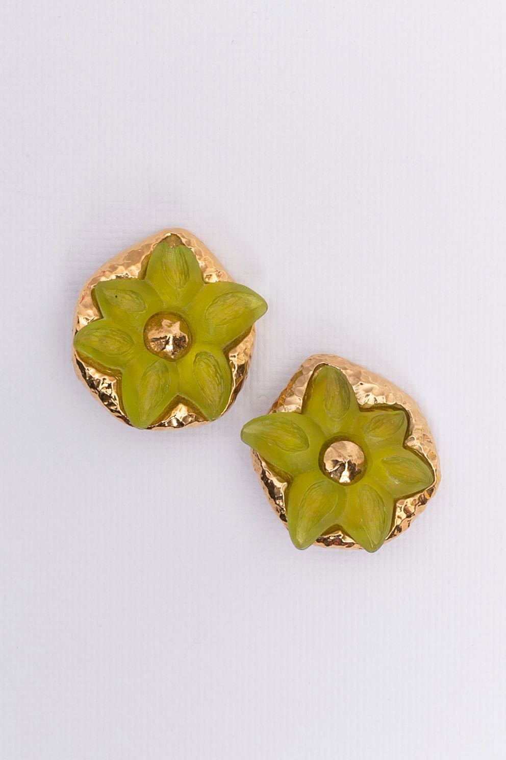 Boucles d'oreilles jaunes Guy Laroche