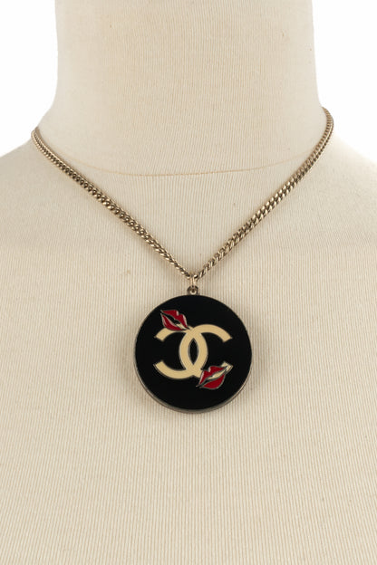 Collier pendentif Chanel 2004