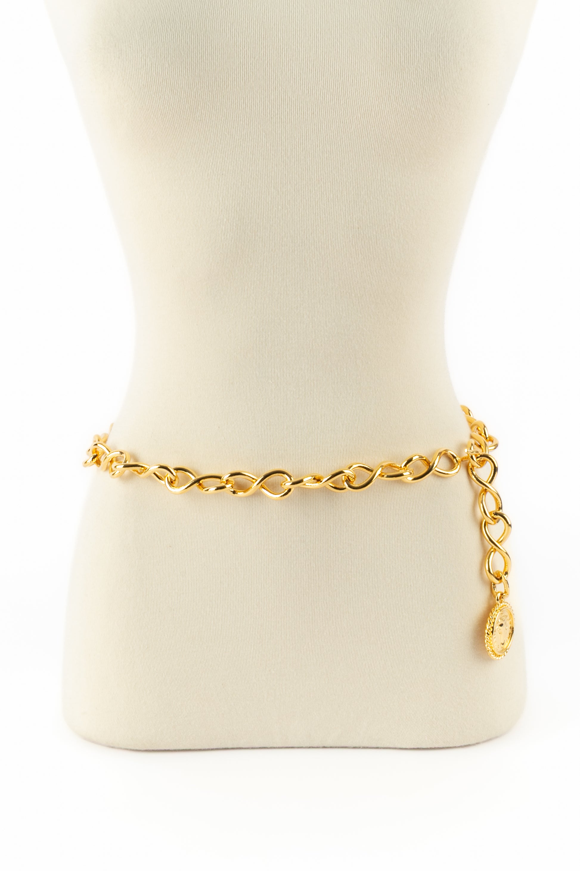 Ceinture "taureau" Chanel