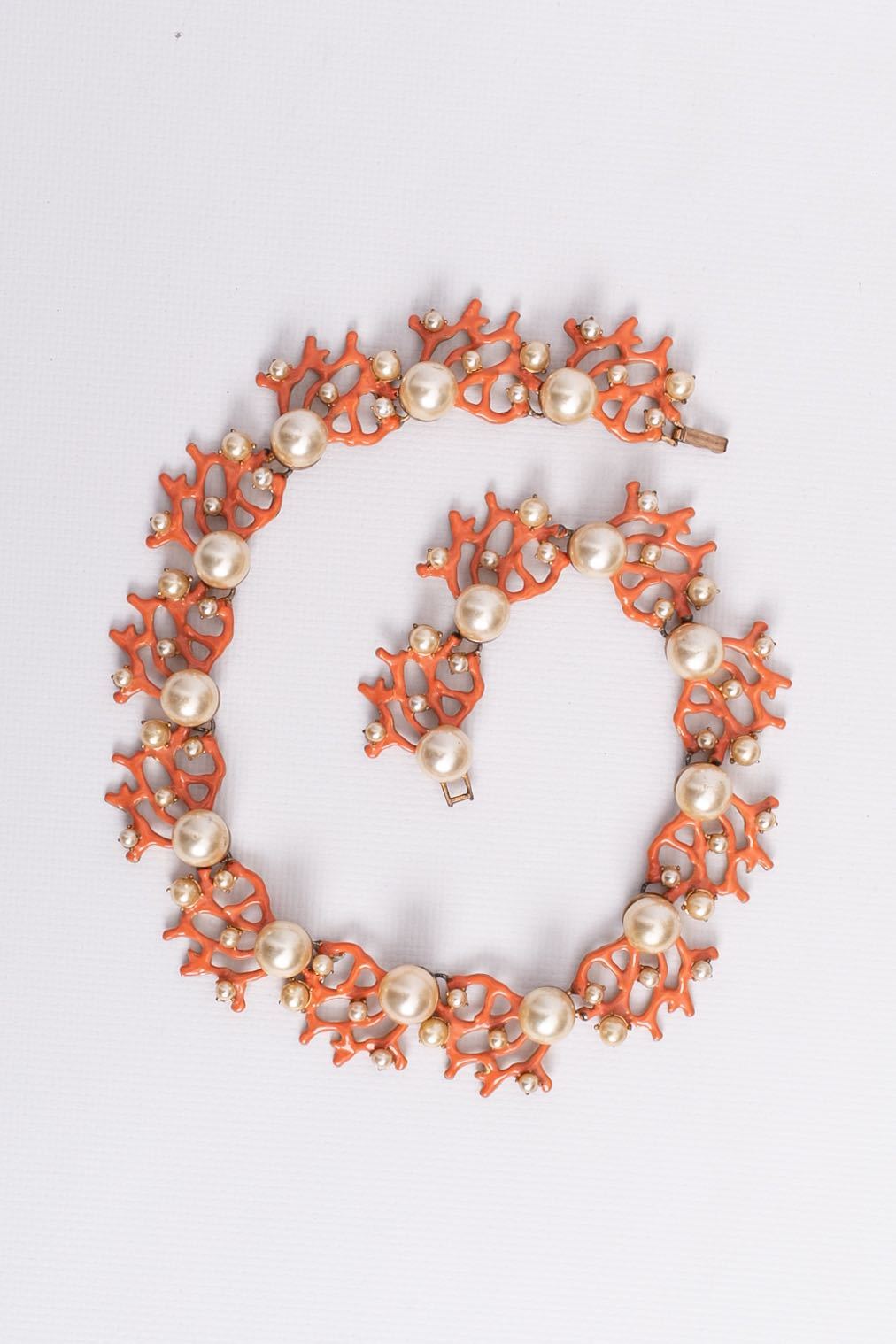 Collier corail en métal émaillé