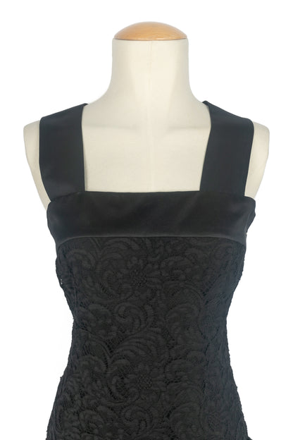 Robe fourreau en dentelle 1950-1960's