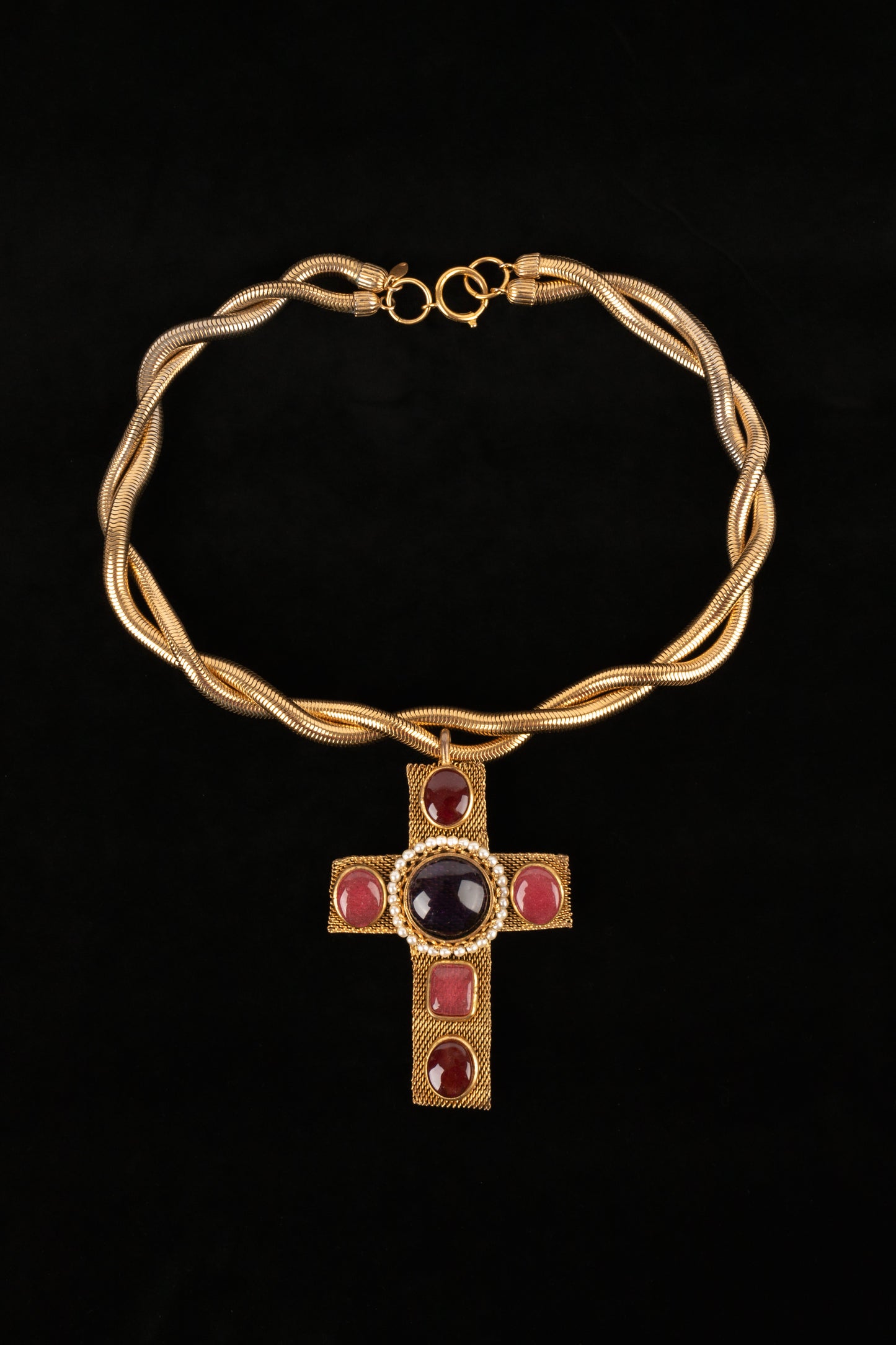 Collier croix Chanel 1980's