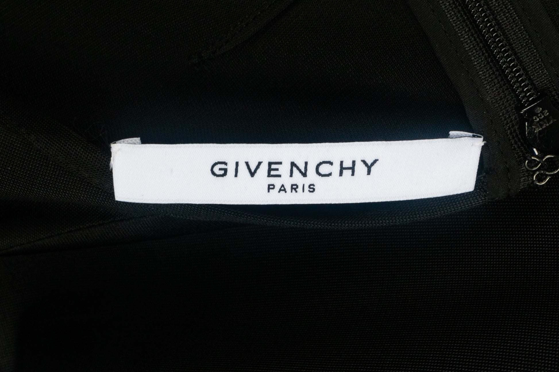 Robe noire Givenchy