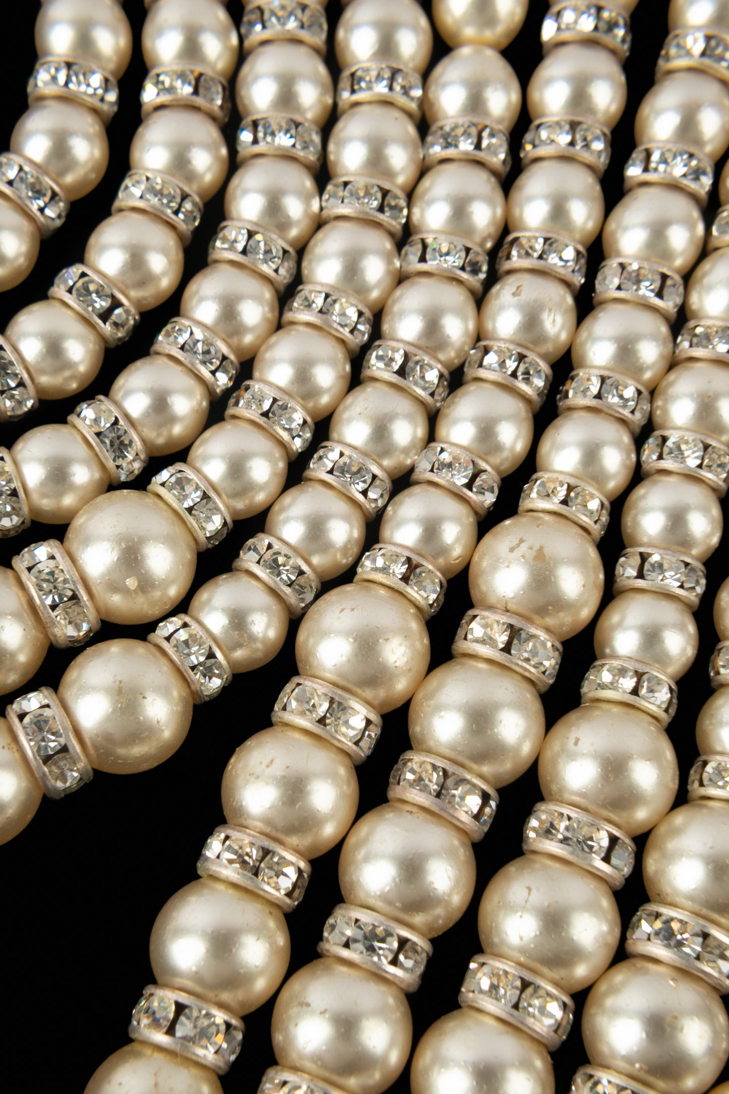 Collier rouge Serge-Eric Woloch