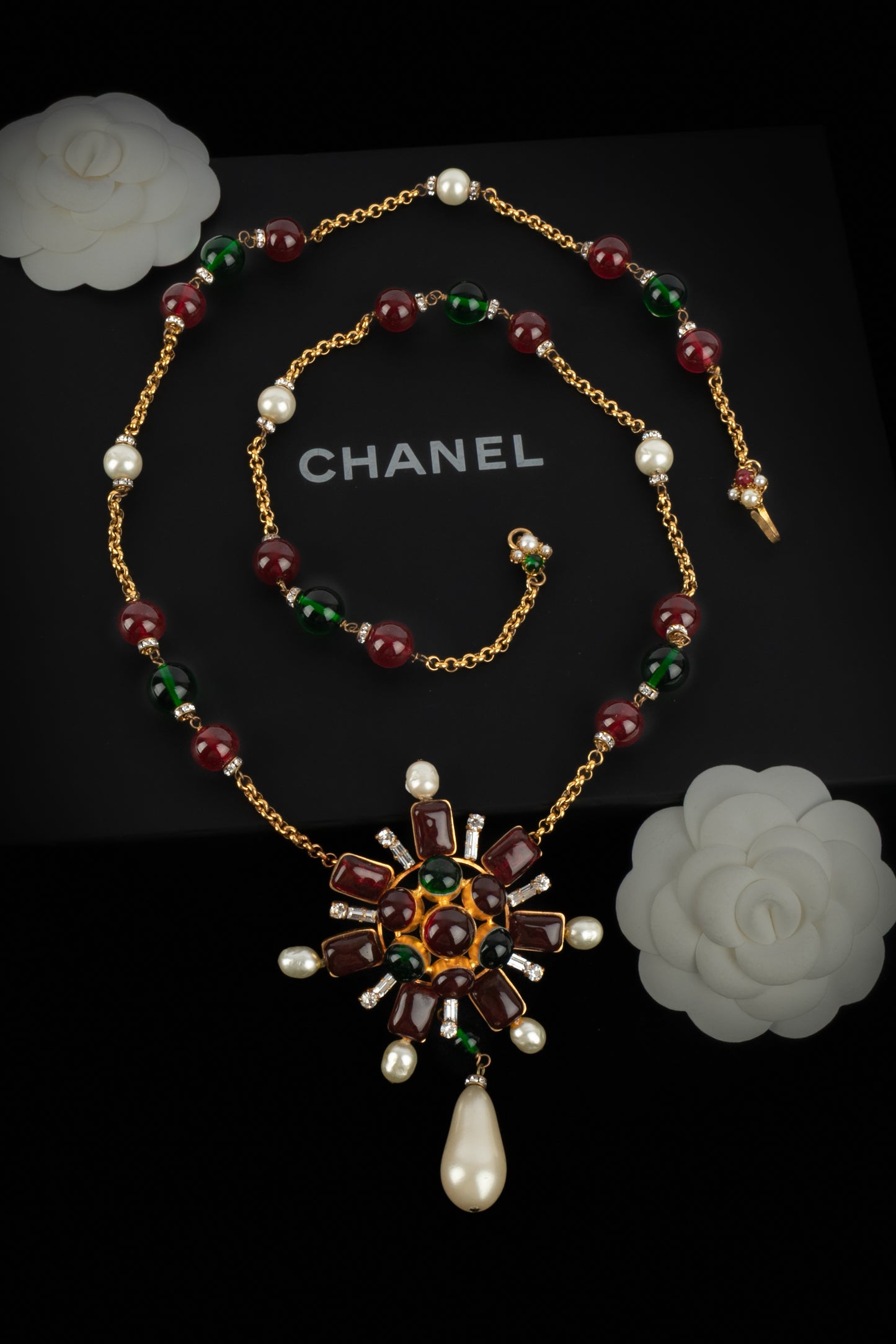 Collier pendentif Chanel Automne 1993