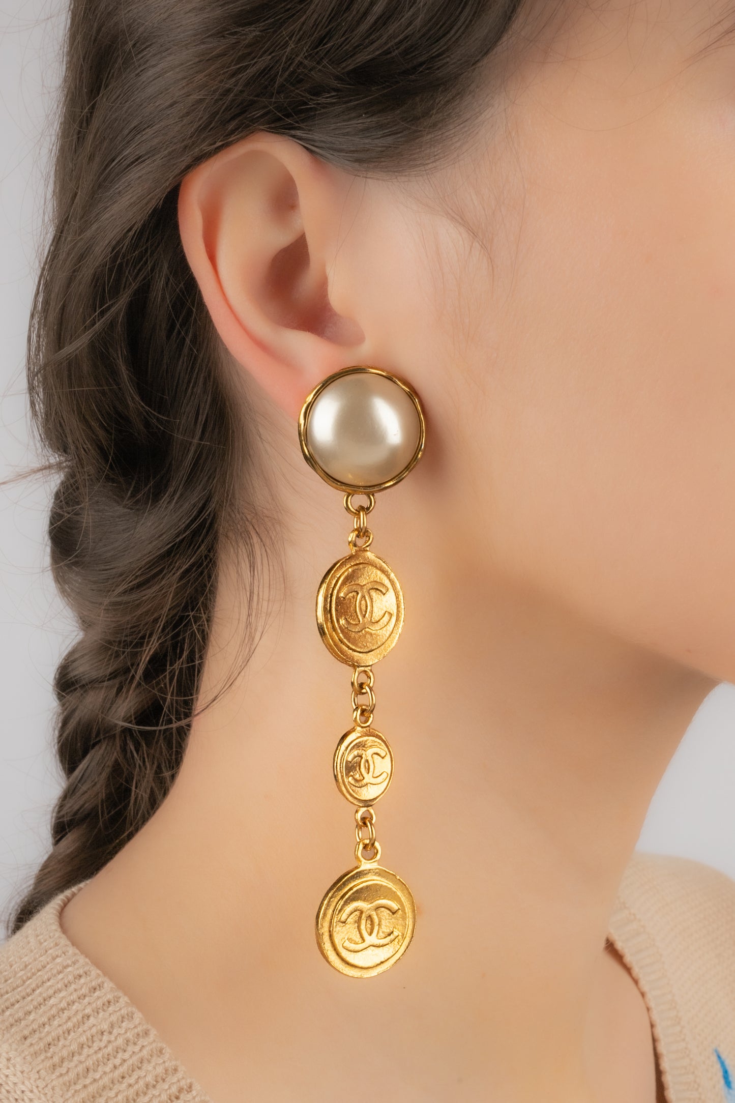 Boucles d'oreilles cc Chanel