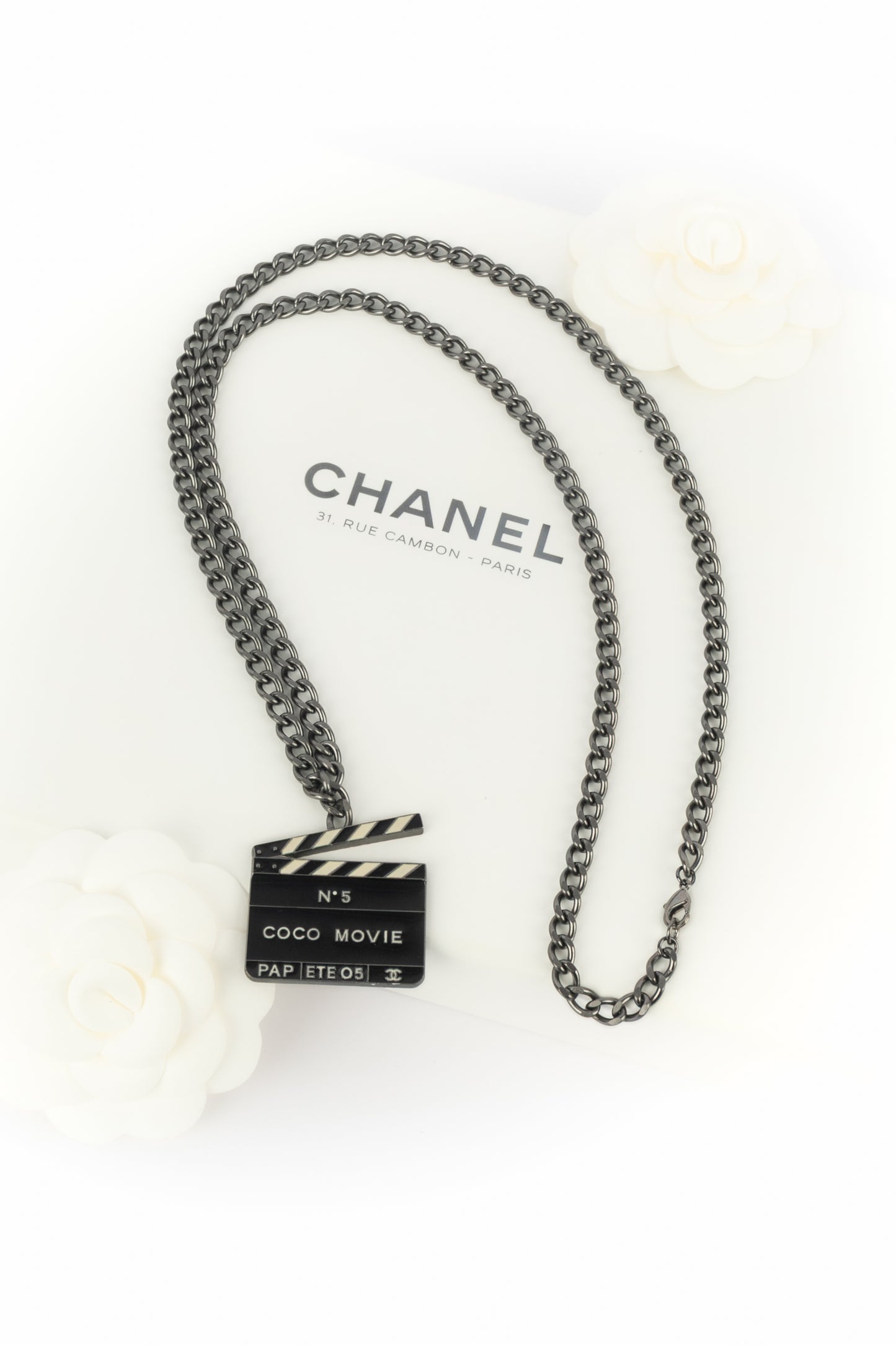 Collier "clap" Chanel 2005