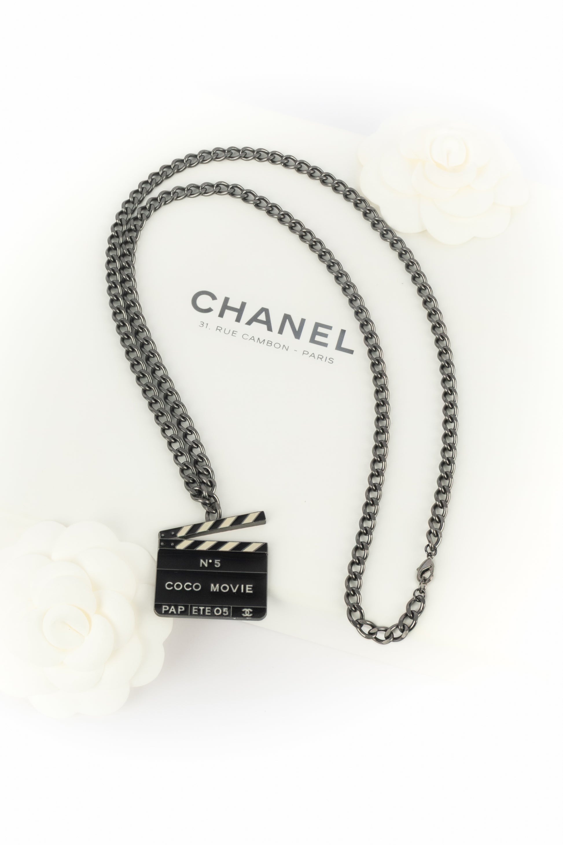 Collier "clap" Chanel 2005