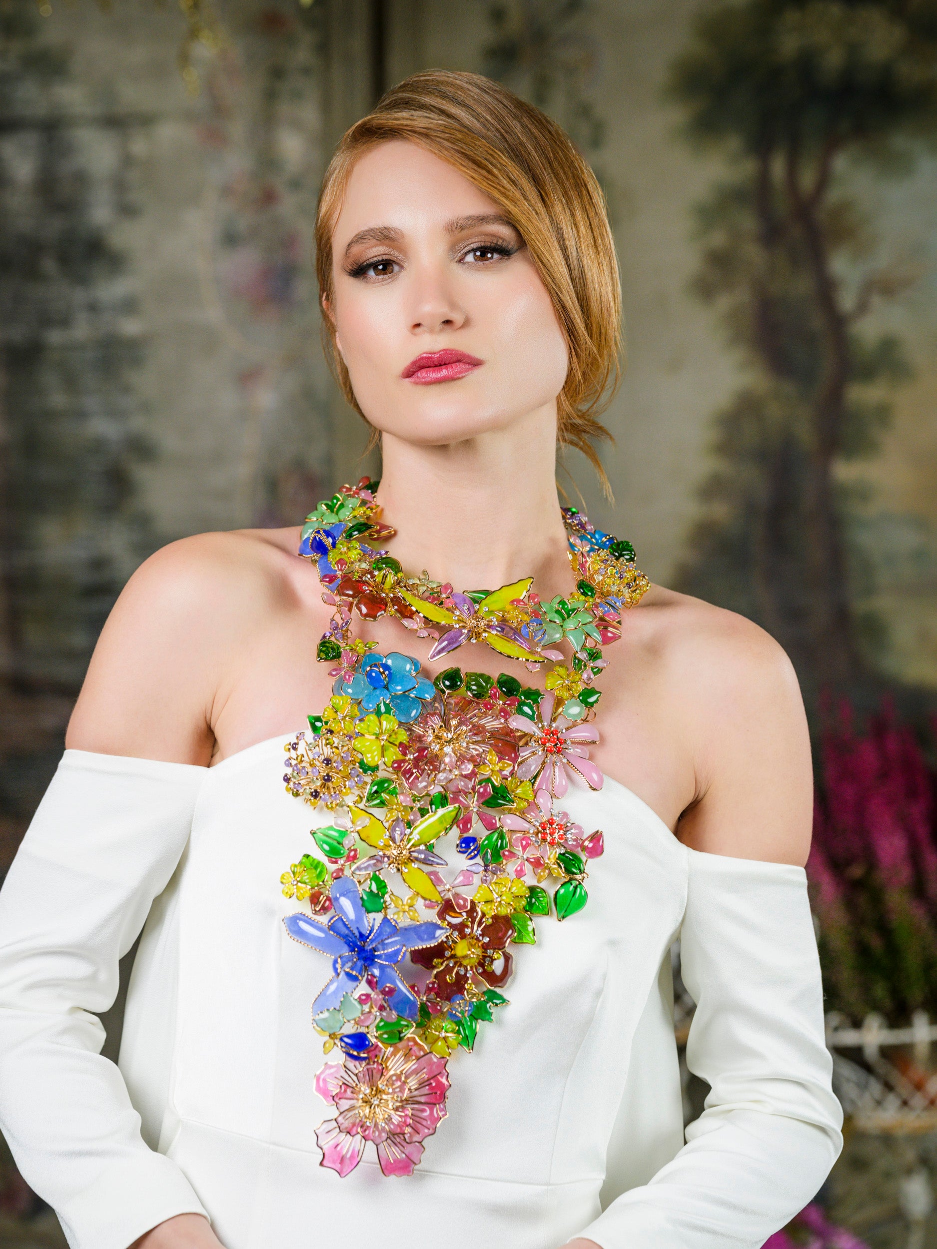 Imposant et rare collier Augustine