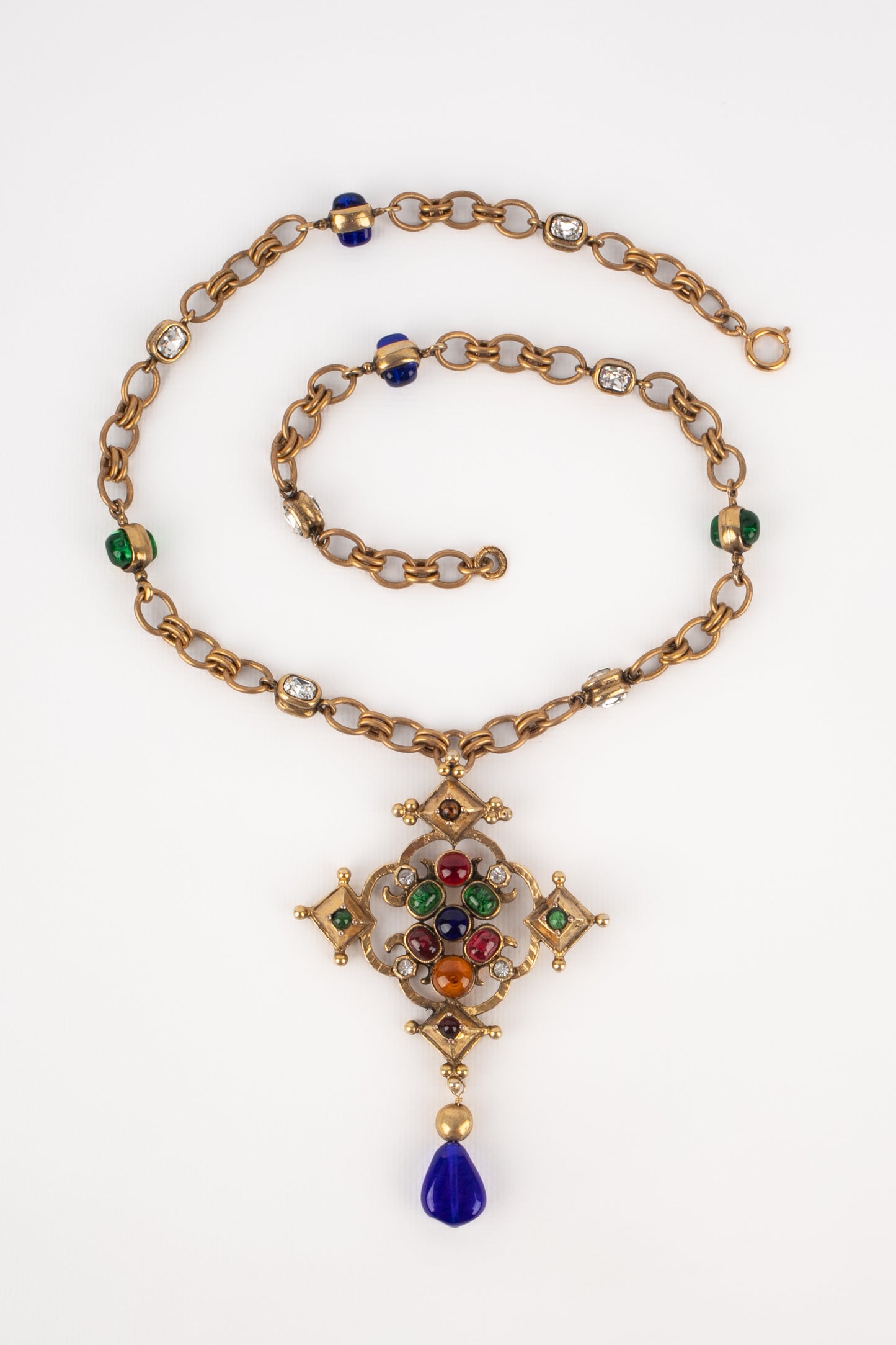 Collier byzantin Chanel 