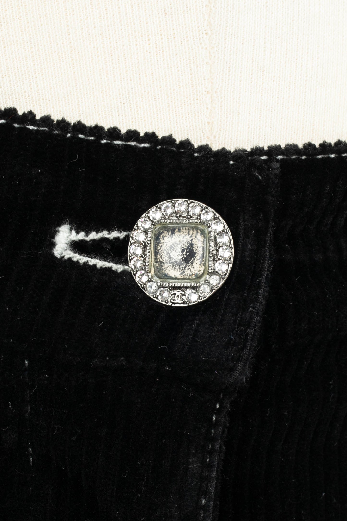 Pantalon en velours Chanel