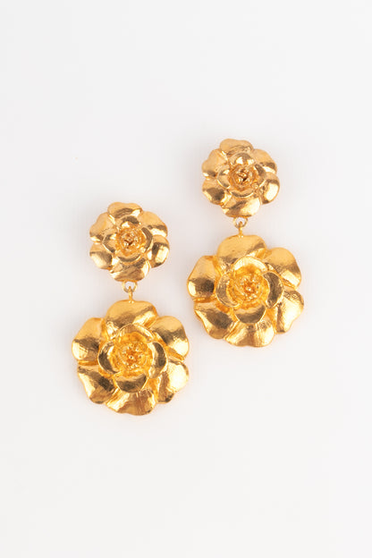 Boucles d'oreilles camélia Chanel