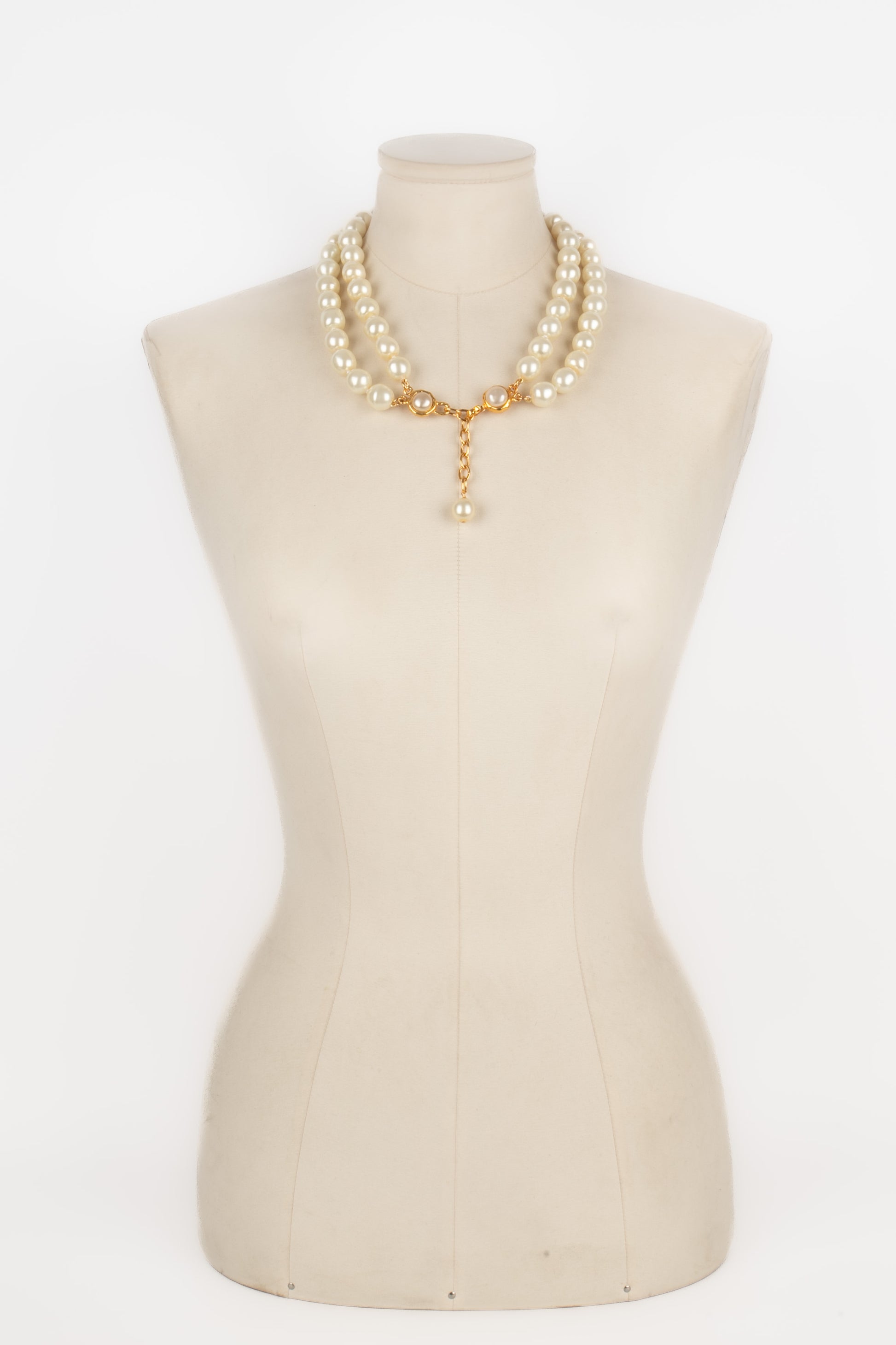 Collier de perles Chanel