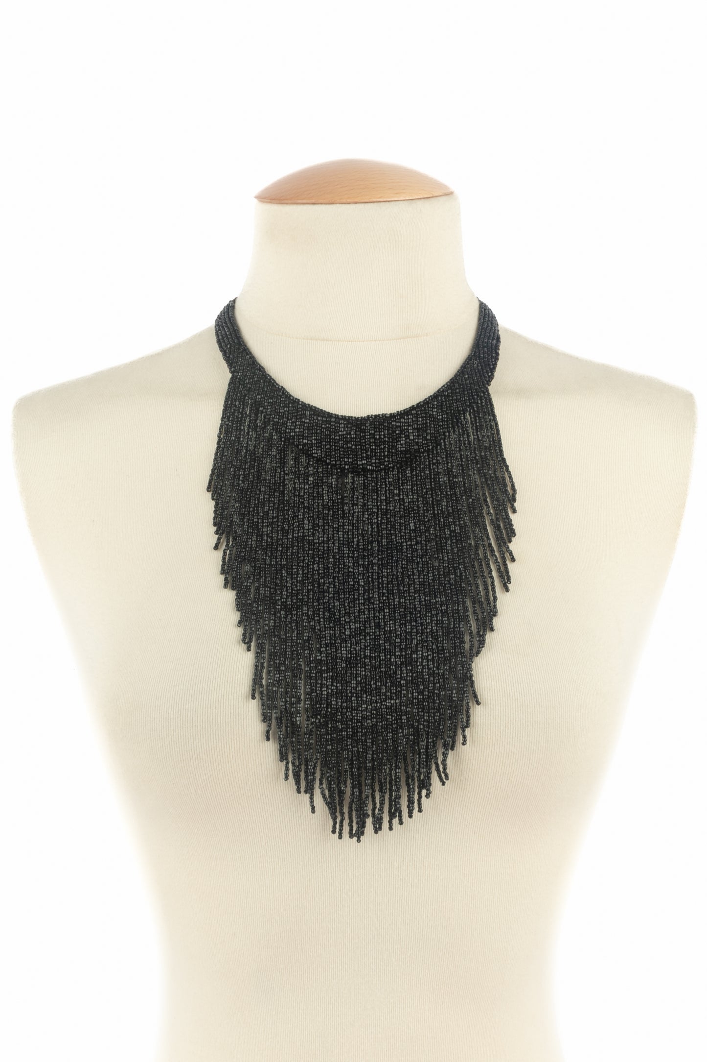 Collier de perles noires Dior 