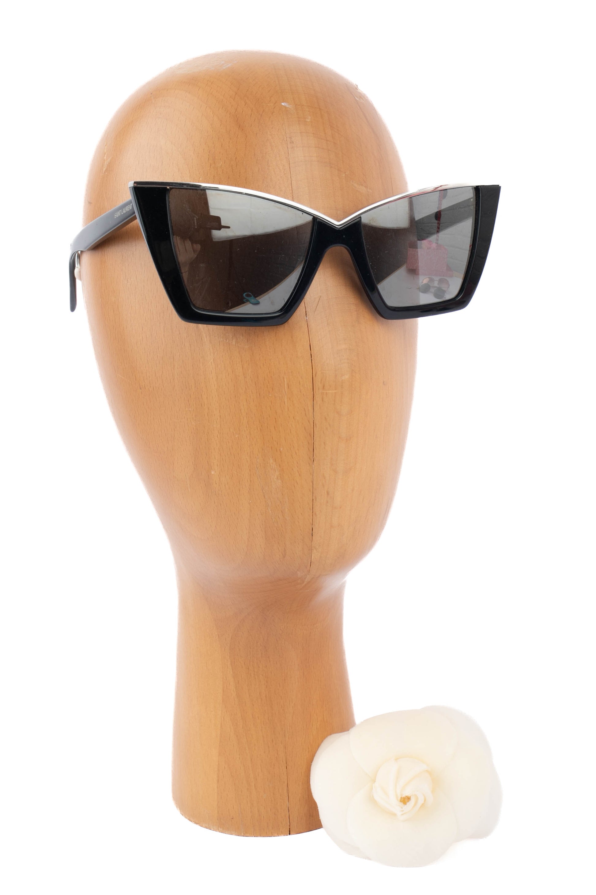 Lunettes de soleil "Oeil de chat" Saint Laurent