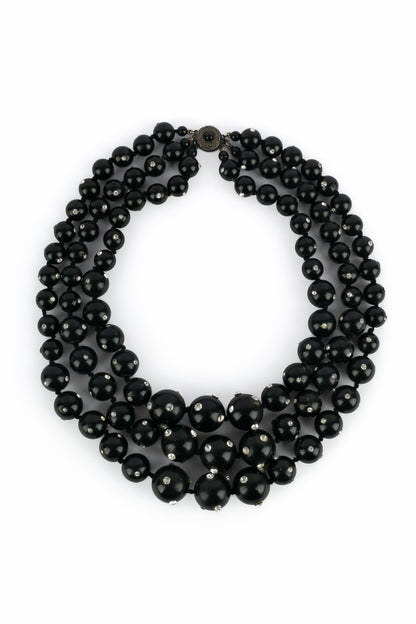 Collier de perles bakelite noire