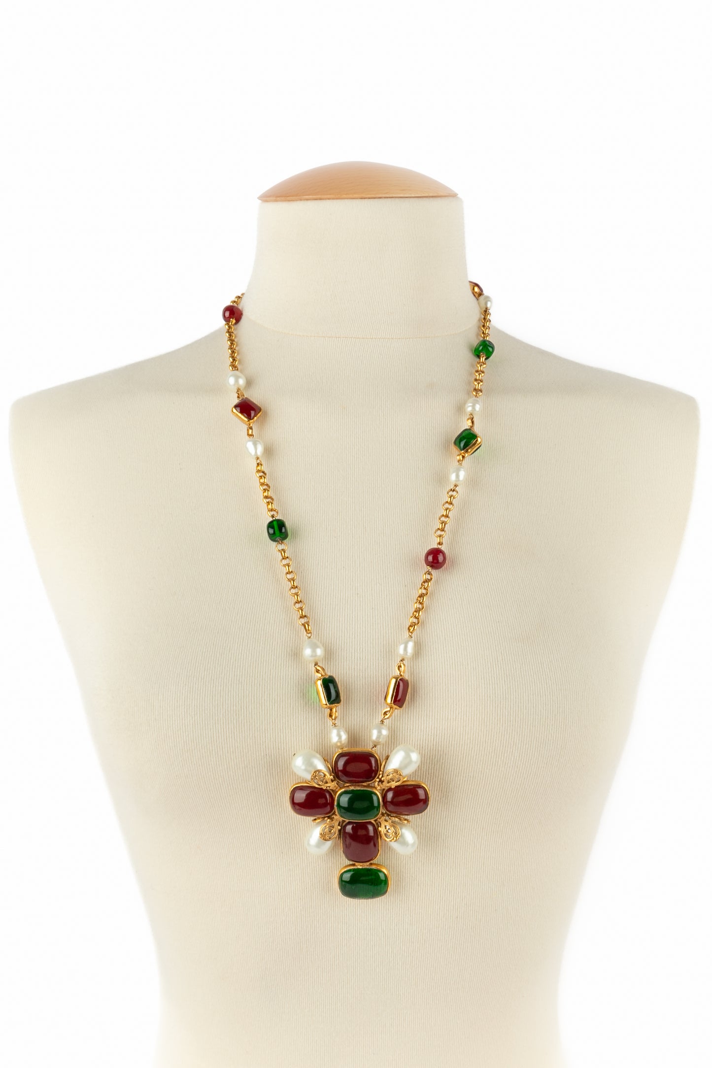 Collier croix Chanel 1994