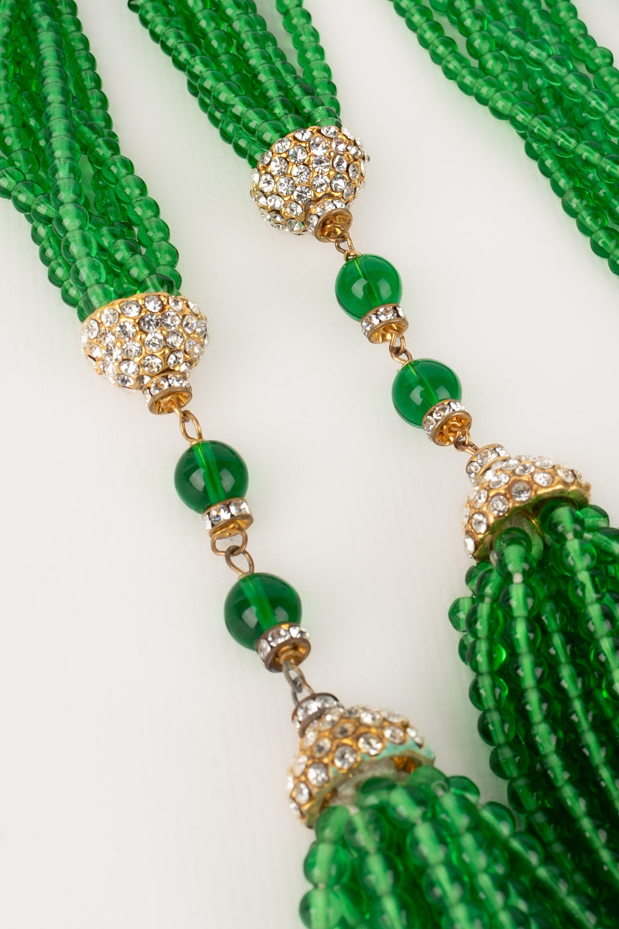 Collier en pâte de verre vert Gripoix