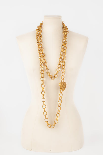 Collier coeur Chanel