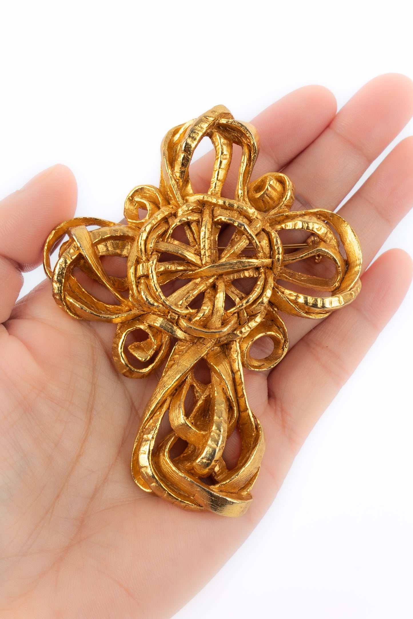 Broche "Croix" Christian Lacroix