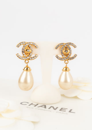 Boucles d'oreilles tourniquet Chanel