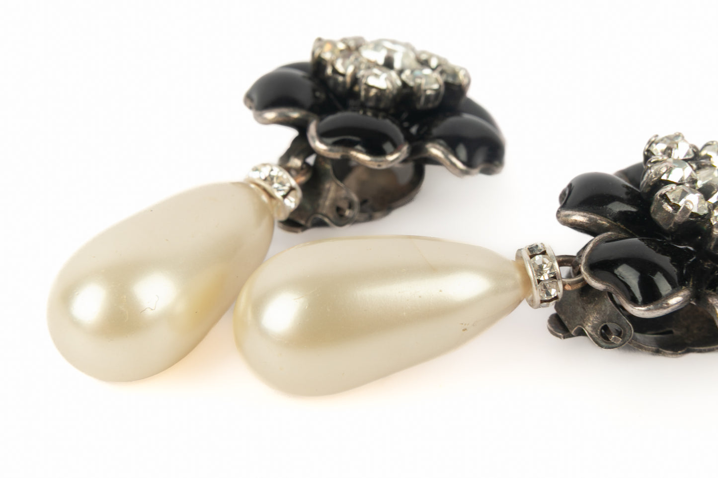 Boucles d'oreilles hiver 1995