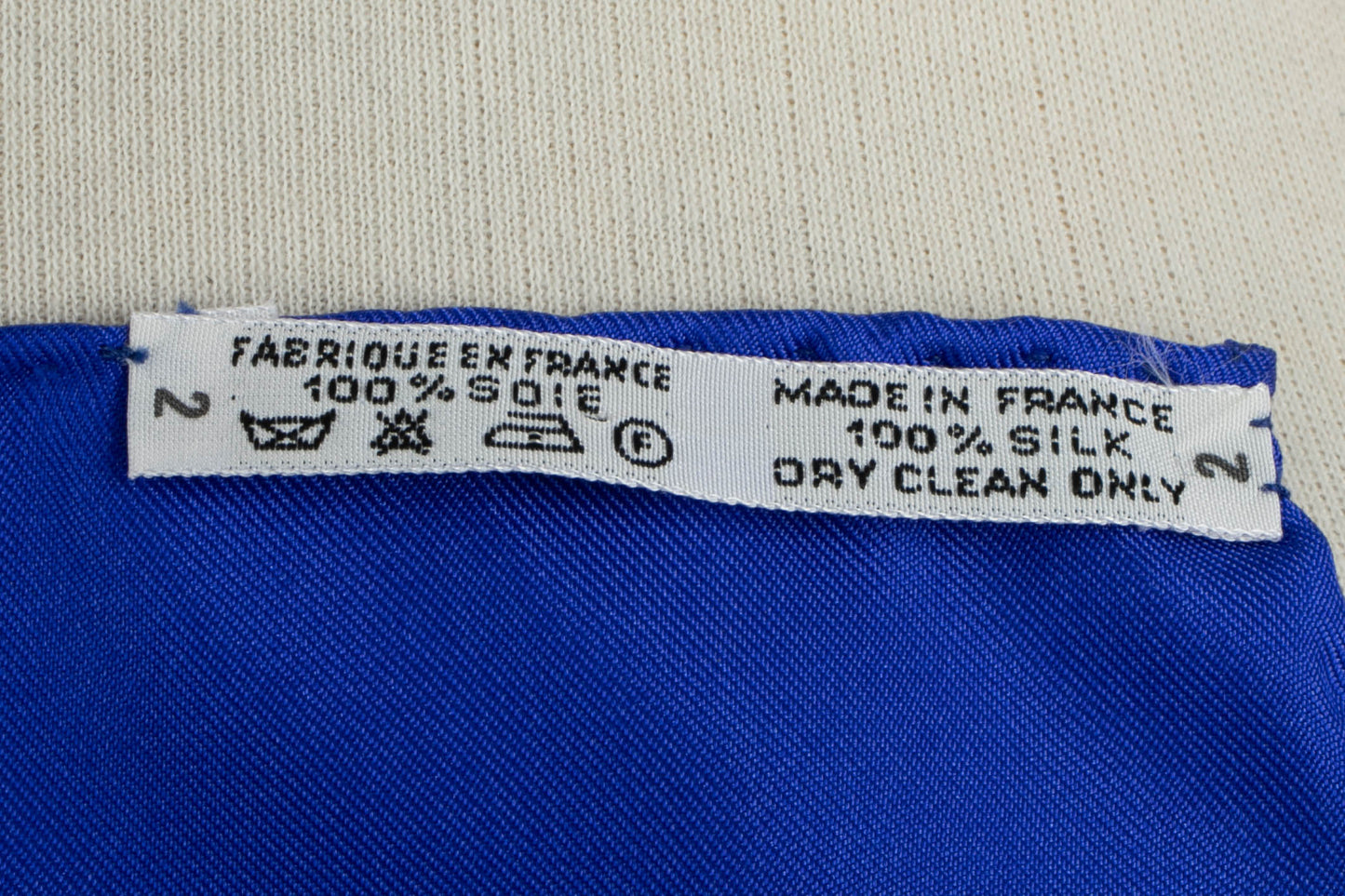 Carré / Foulard "Souvenirs de Paris" Hermès