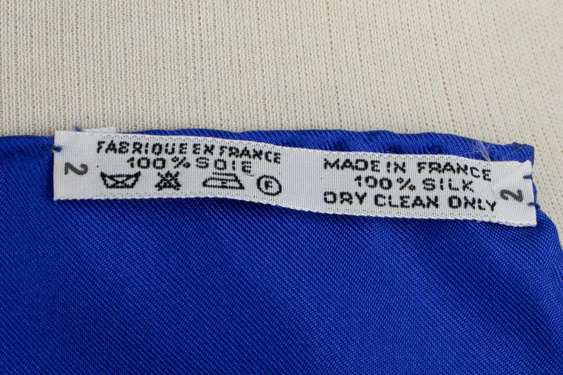 Carré / Foulard "Souvenirs de Paris" Hermès