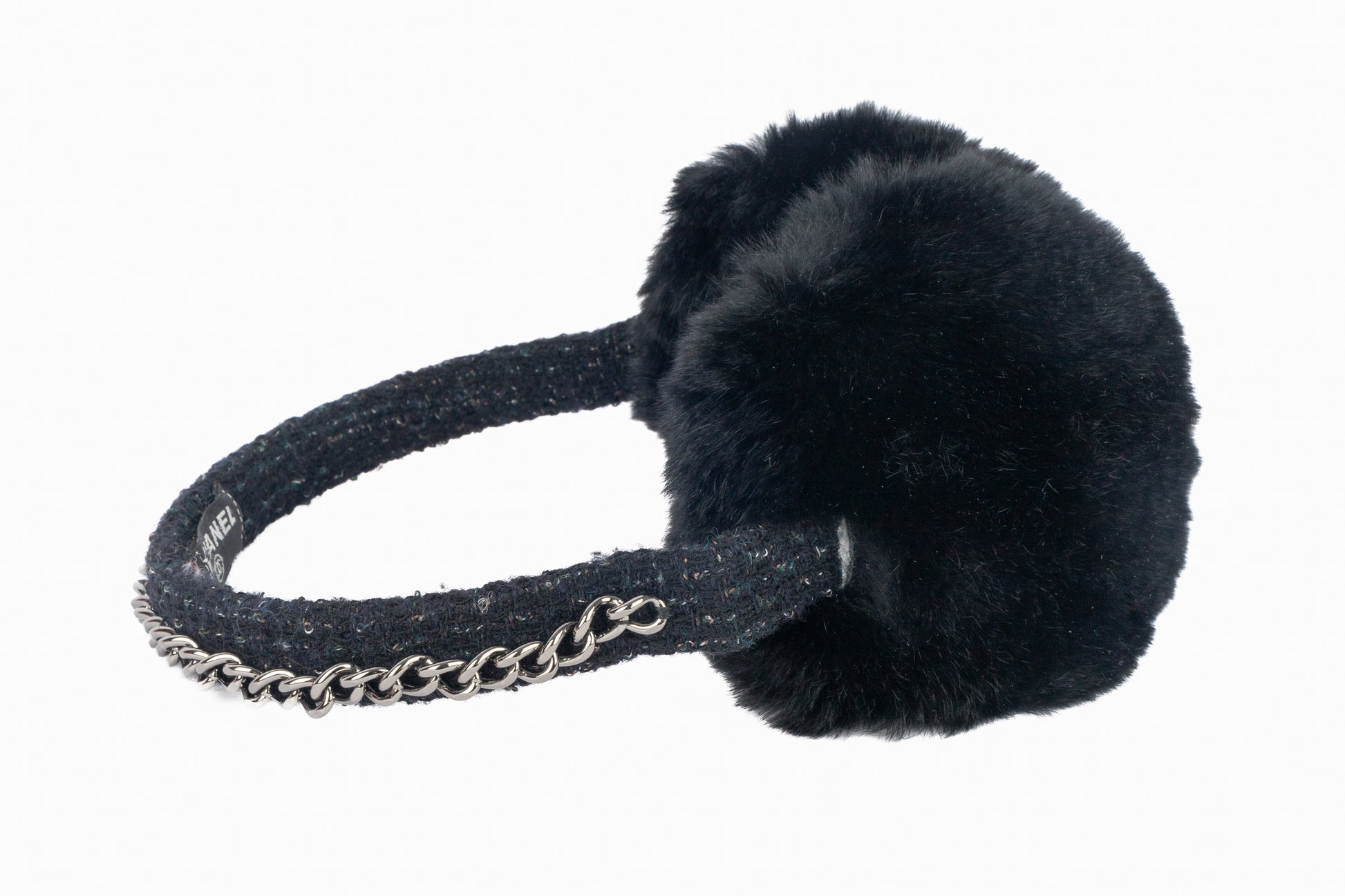 Cache-oreilles Chanel 2000's